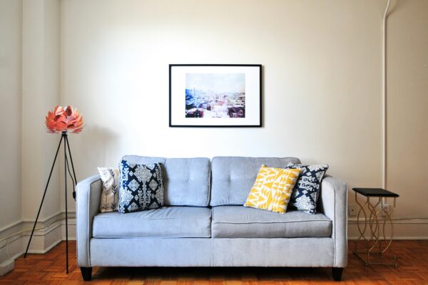 Creating a 70s-Inspired Living Room: Colors and Styles